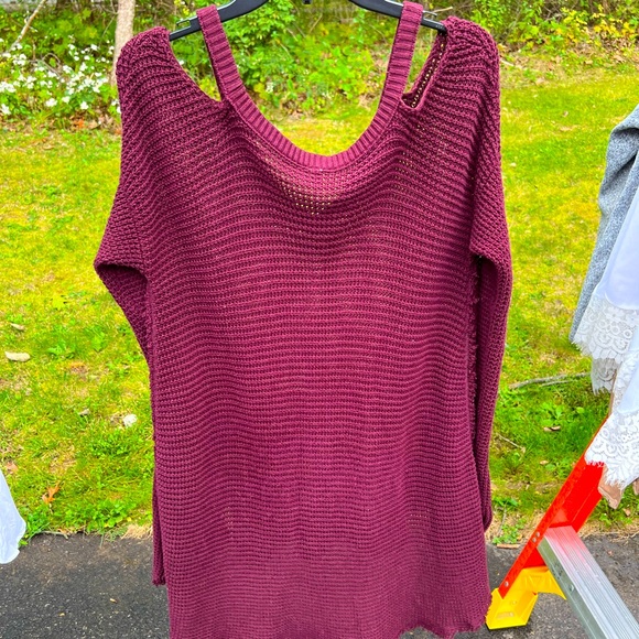 Free People Women’s Maroon Sweater - Picture 2 of 3